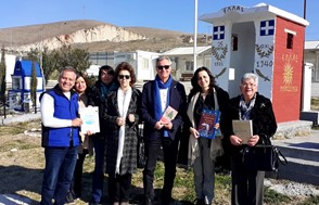 Το ΠΟΚΕΛ προσέφερε βιβλία στη Δομή Προσφύγων, στο Κουτσόχερο Λάρισας